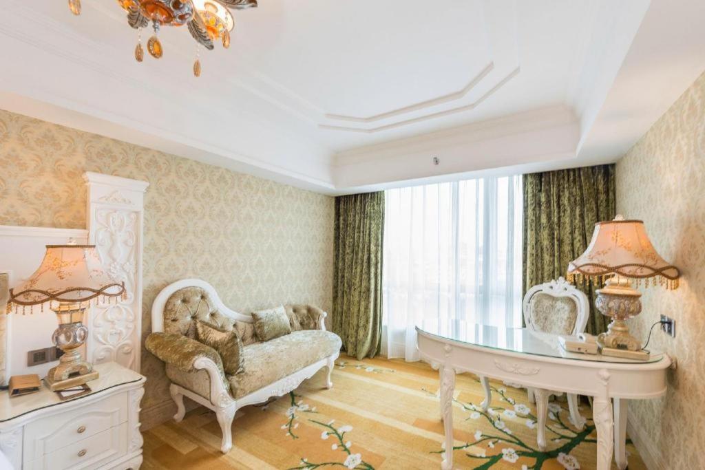 Guilin Bravo Hotel Grand Wing Exterior photo