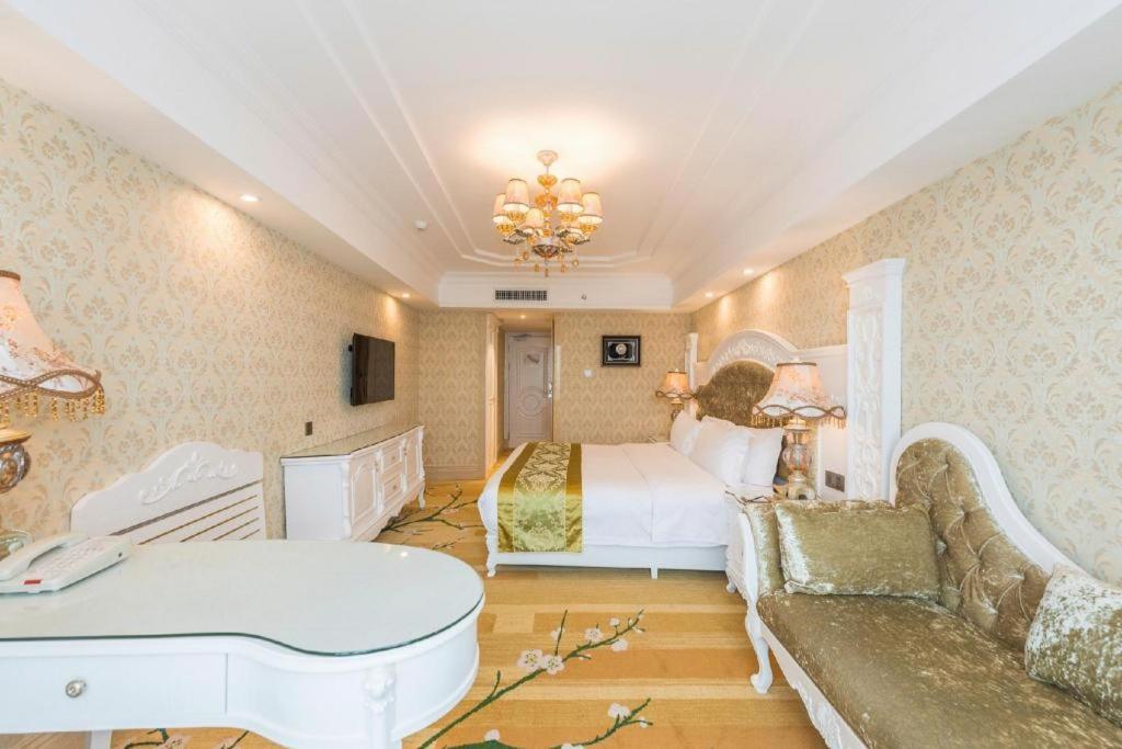 Guilin Bravo Hotel Grand Wing Exterior photo