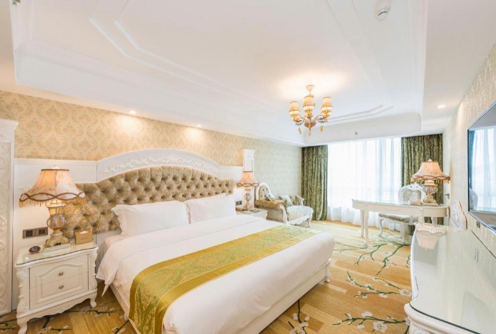 Guilin Bravo Hotel Grand Wing Exterior photo